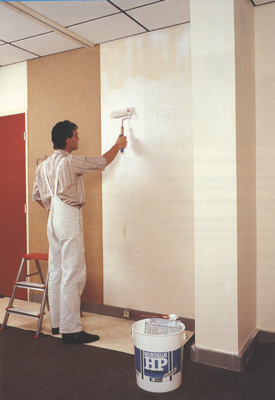 Bonding Wall Covering with a Vinyl Dispersion